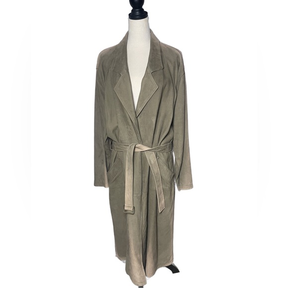 Vintage Fendi Men’s Olive Green Belted Trench Coat w/Silky Lining (Size: 54) - Picture 4 of 16